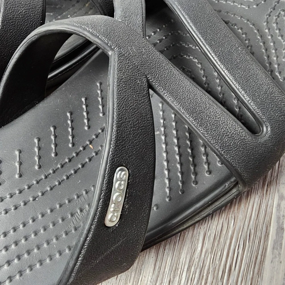 Crocs Women Patricia II Strappy Wedge Sandal Size 11 Black Comfort Gorpcore